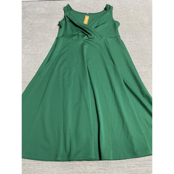 Glampunch A Line Dress Women’s Medium Green Sleeveless - Picture 1 of 15